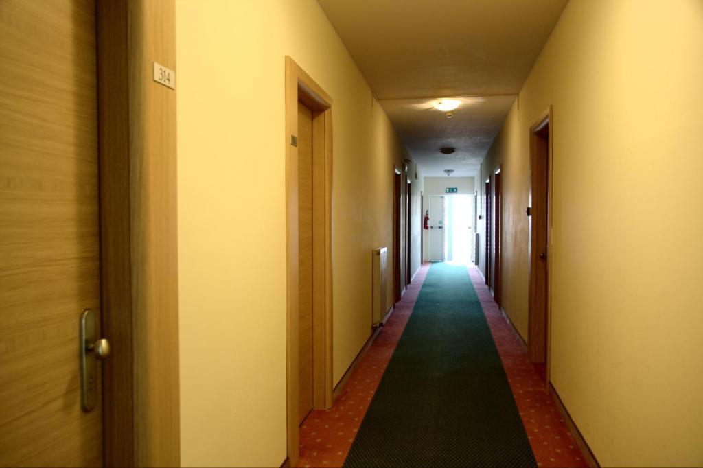 Hotel Bavaria Levico Terme Eksteriør bilde