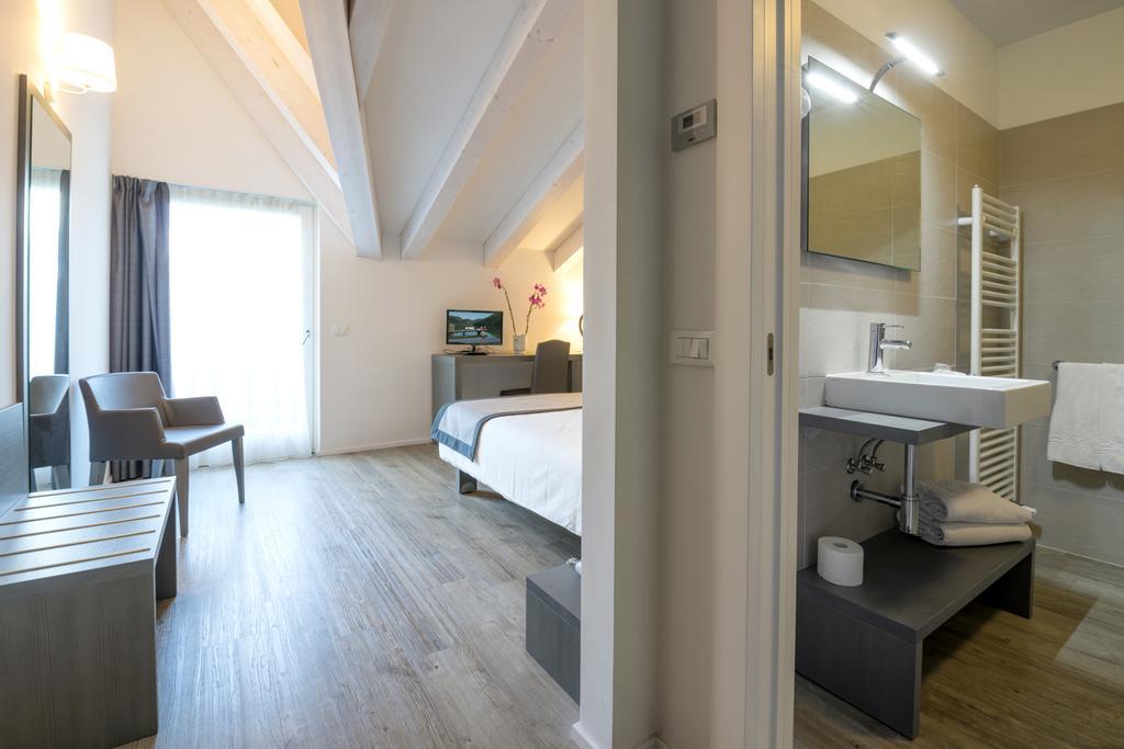 Hotel Bavaria Levico Terme Eksteriør bilde