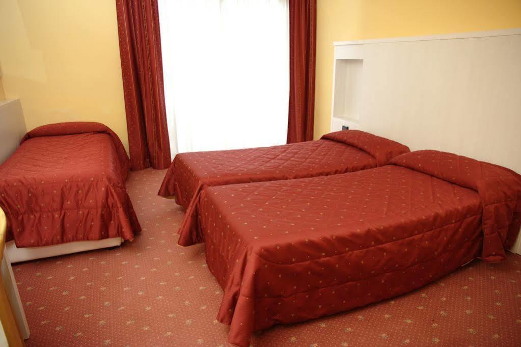 Hotel Bavaria Levico Terme Eksteriør bilde